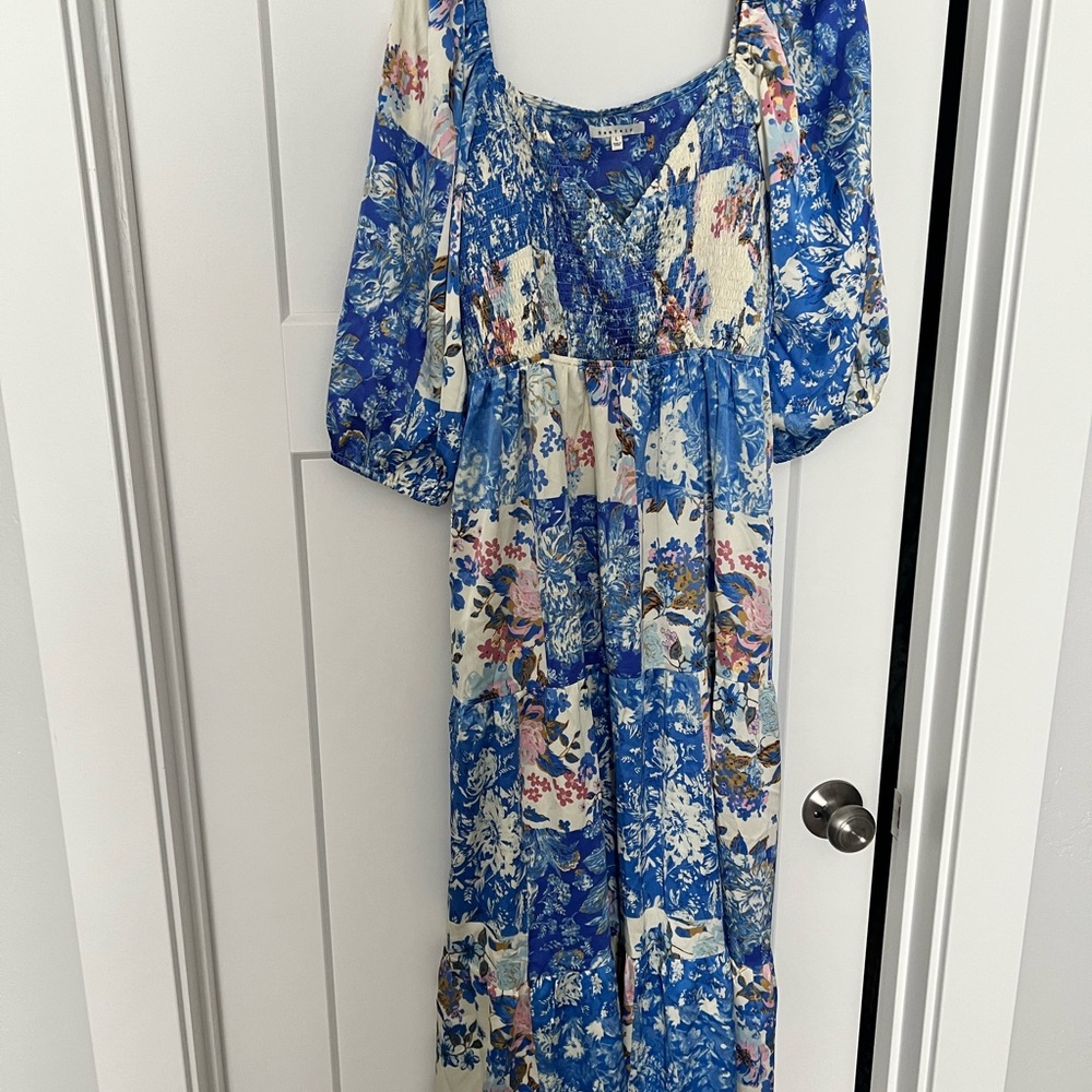 Piper & Scoot Floral Blue and White Maxi Dress - Large